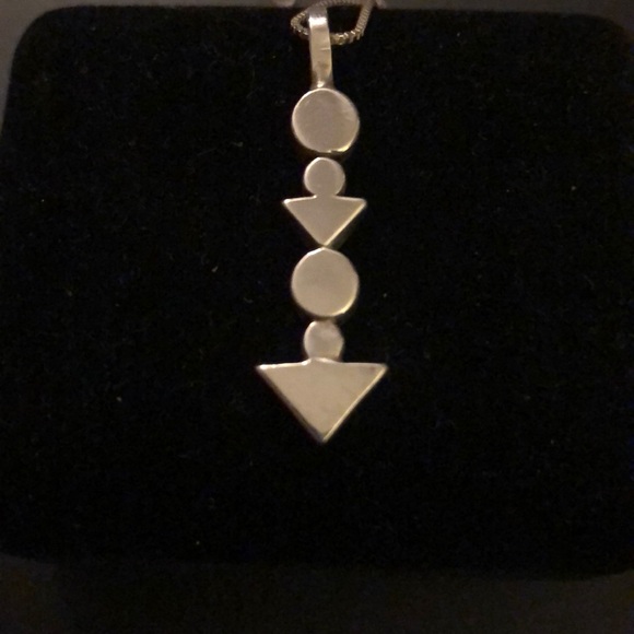 .925 Native American design Sterling Silver Arrow - Picture 2 of 2